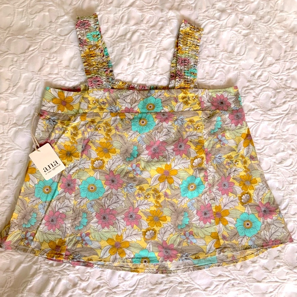 NWT a.n.a Floral Cropped Tank